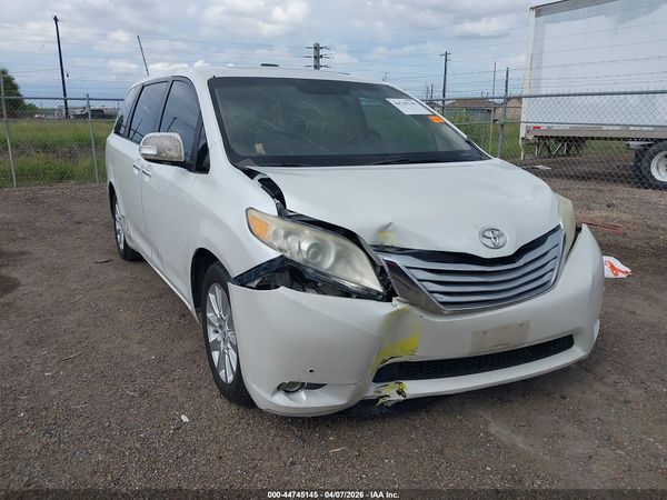 2013 TOYOTA SIENNA LIMITED V6 7 PASSENGER