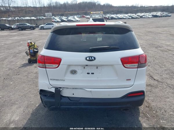 2017 KIA SORENTO 2.4L LX
