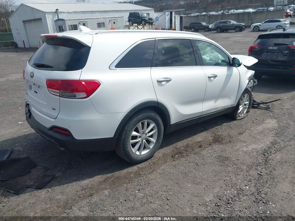 2017 KIA SORENTO 2.4L LX