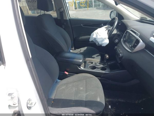 2017 KIA SORENTO 2.4L LX