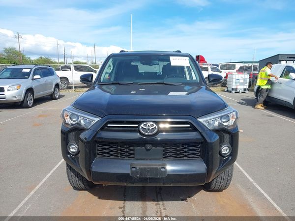 2023 TOYOTA 4RUNNER SR5 Prem