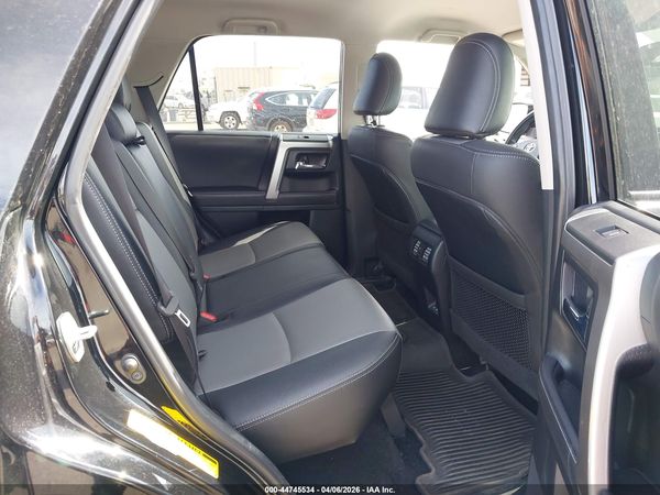 2023 TOYOTA 4RUNNER SR5 Prem
