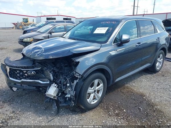 2021 KIA SORENTO LX