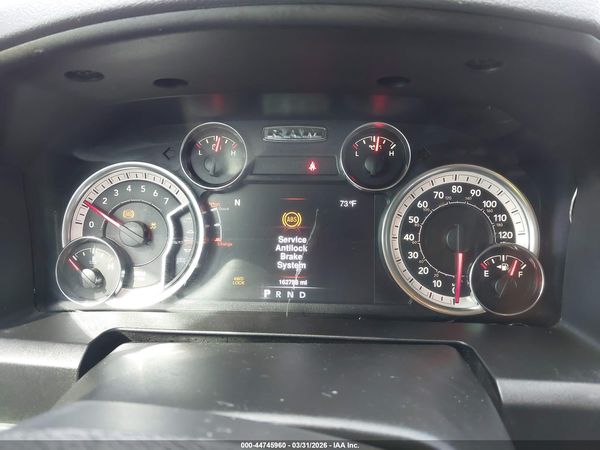2019 RAM 1500 CLASSIC WARLOCK  4X4 6'4 BOX