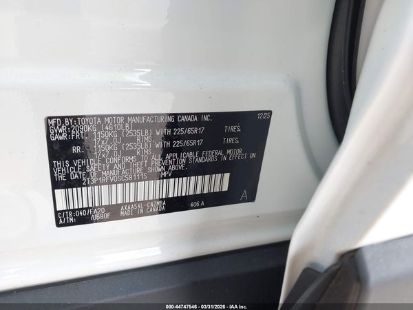 2025 TOYOTA RAV4 XLE