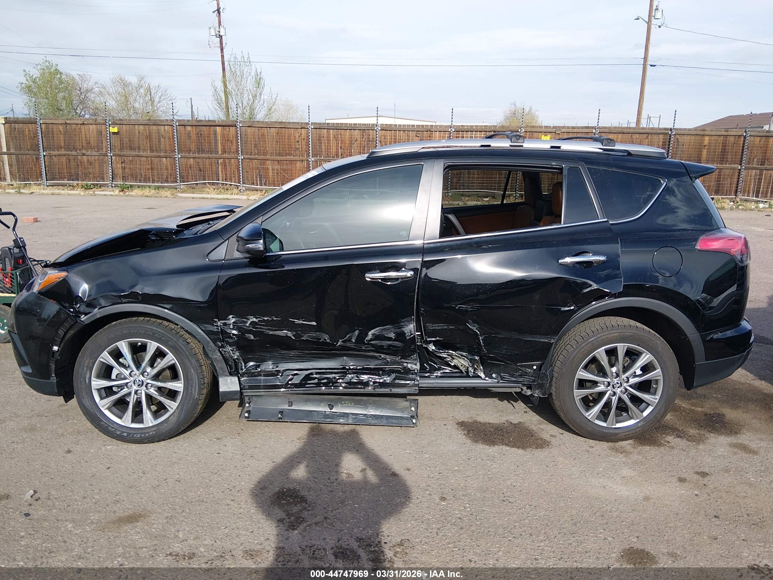 2016 TOYOTA RAV4 LIMITED