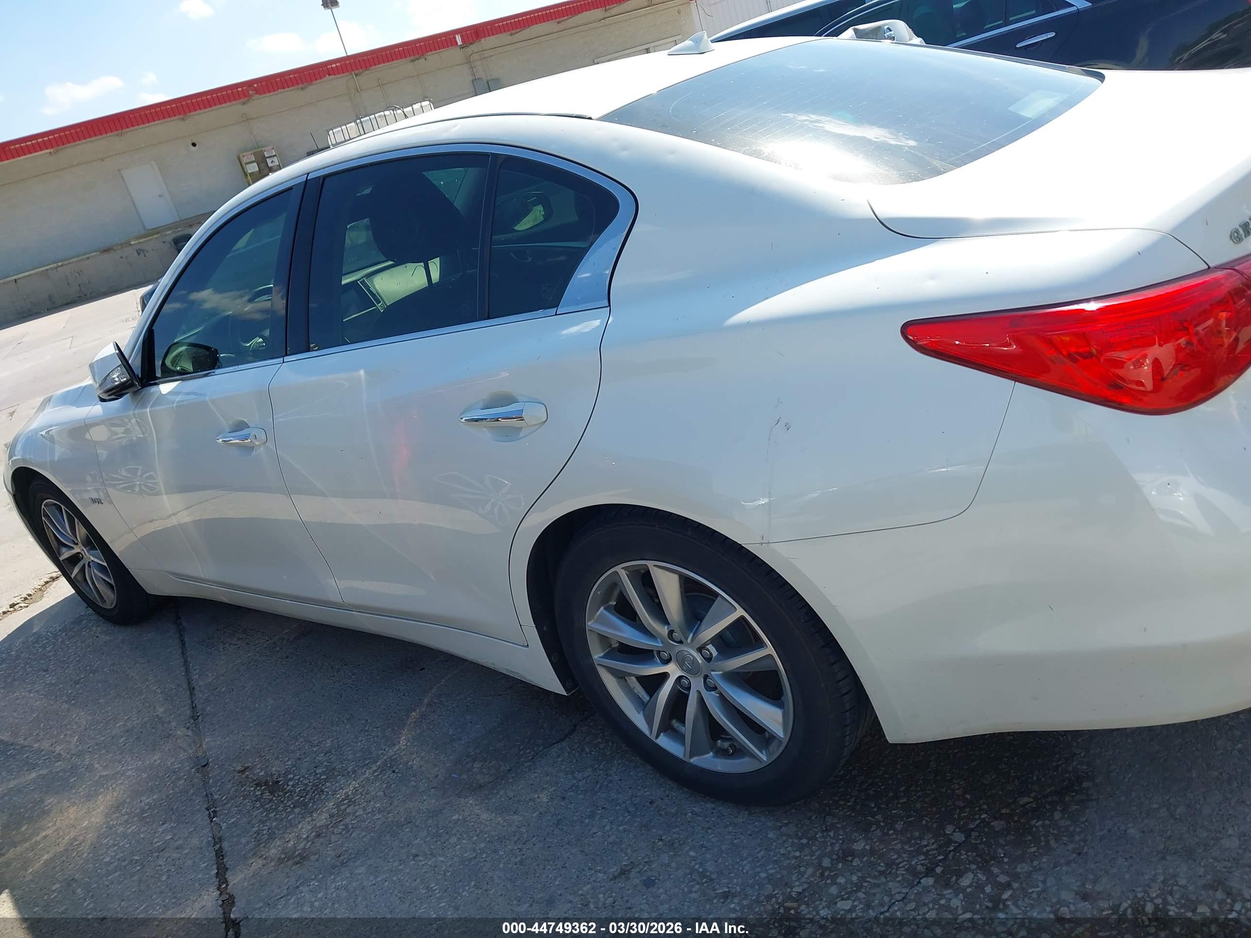 2016 INFINITI Q50 3.0T PREMIUM