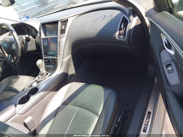 2016 INFINITI Q50 3.0T PREMIUM