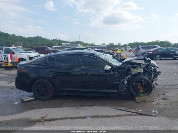 2018 KIA STINGER GT1