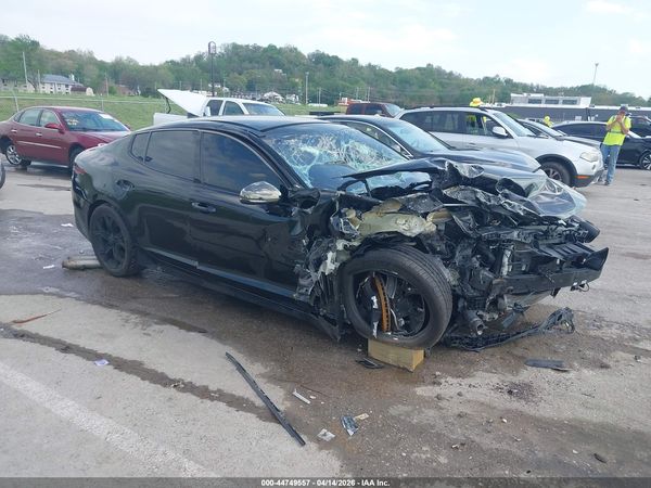 2018 KIA STINGER GT1