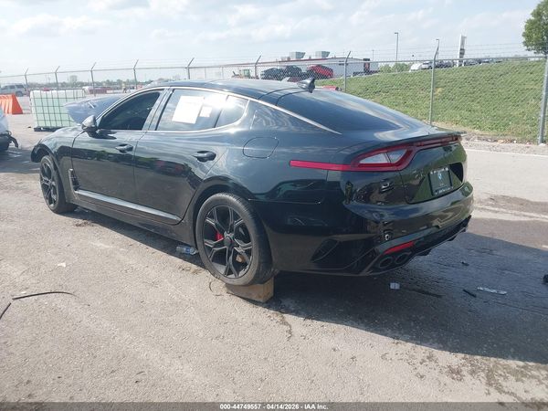 2018 KIA STINGER GT1