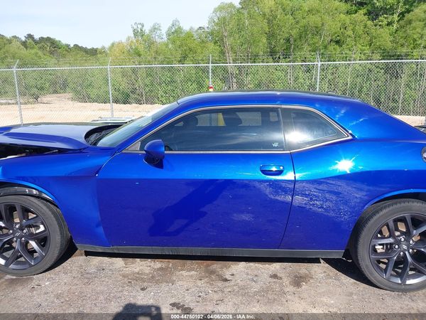 2021 DODGE CHALLENGER SXT