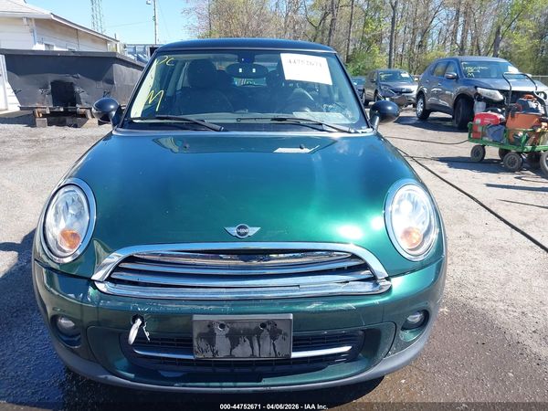 2013 MINI HARDTOP COOPER