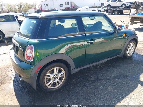 2013 MINI HARDTOP COOPER