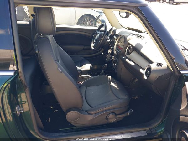 2013 MINI HARDTOP COOPER