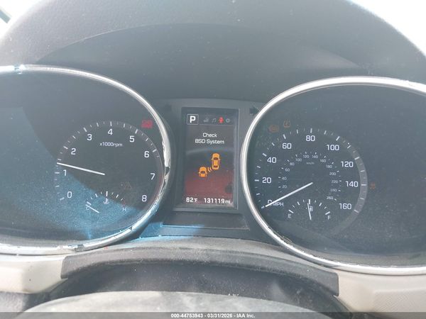 2017 HYUNDAI SANTA FE SE