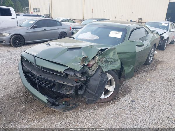 2021 DODGE CHALLENGER SXT
