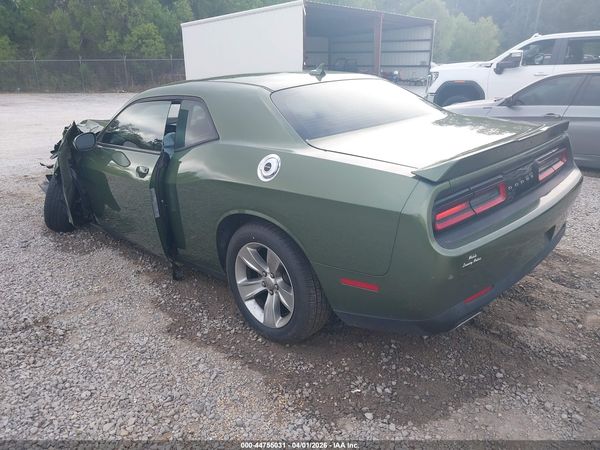 2021 DODGE CHALLENGER SXT