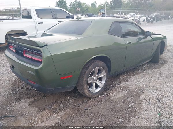 2021 DODGE CHALLENGER SXT