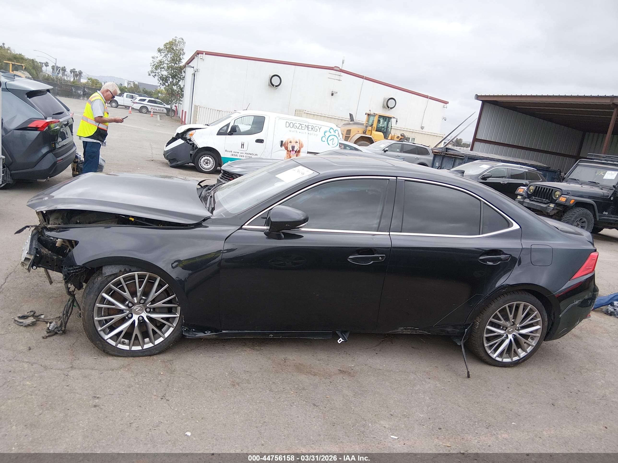 2018 LEXUS IS 300