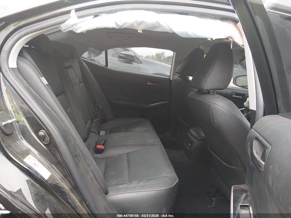 2018 LEXUS IS 300