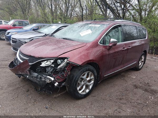2017 CHRYSLER PACIFICA LIMITED — I2
