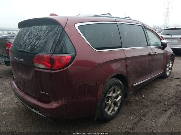 2017 CHRYSLER PACIFICA LIMITED — I4