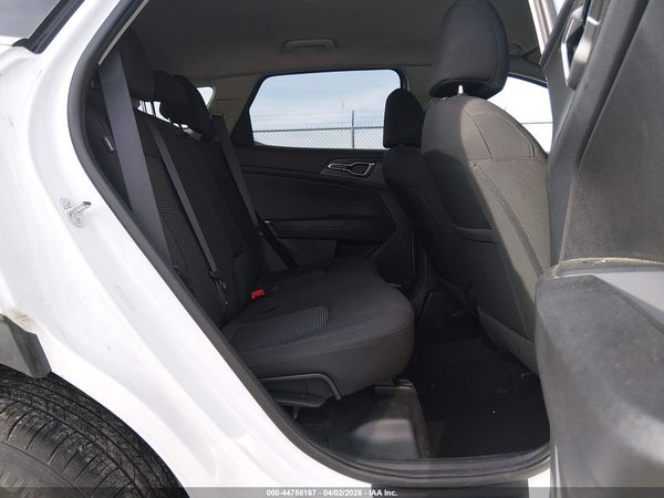 2025 KIA SPORTAGE LX
