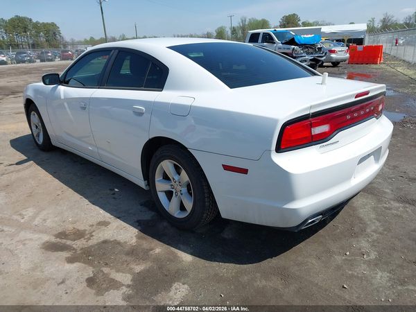 2012 DODGE CHARGER SE