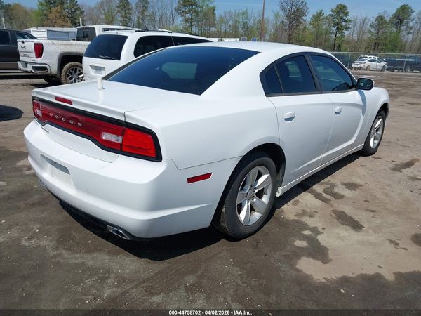 2012 DODGE CHARGER SE