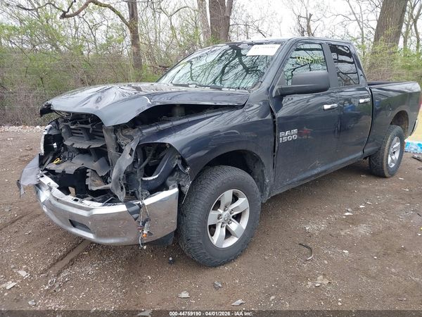 2017 RAM 1500 SLT  4X4 6'4 BOX