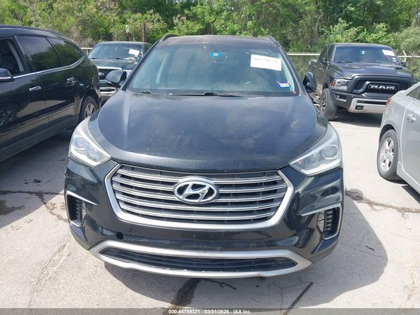 2017 HYUNDAI SANTA FE SE