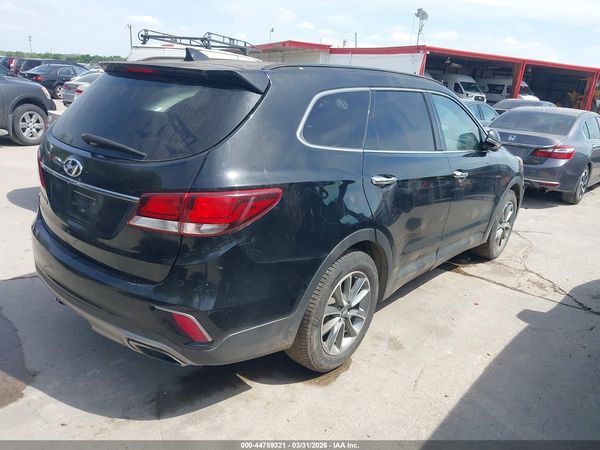 2017 HYUNDAI SANTA FE SE