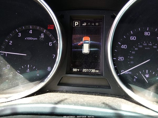 2017 HYUNDAI SANTA FE SE