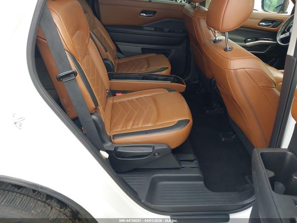 2023 NISSAN PATHFINDER PLATINUM 4WD