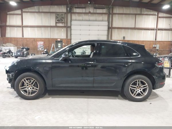 2019 PORSCHE MACAN