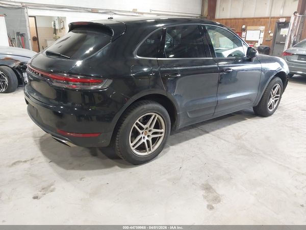2019 PORSCHE MACAN