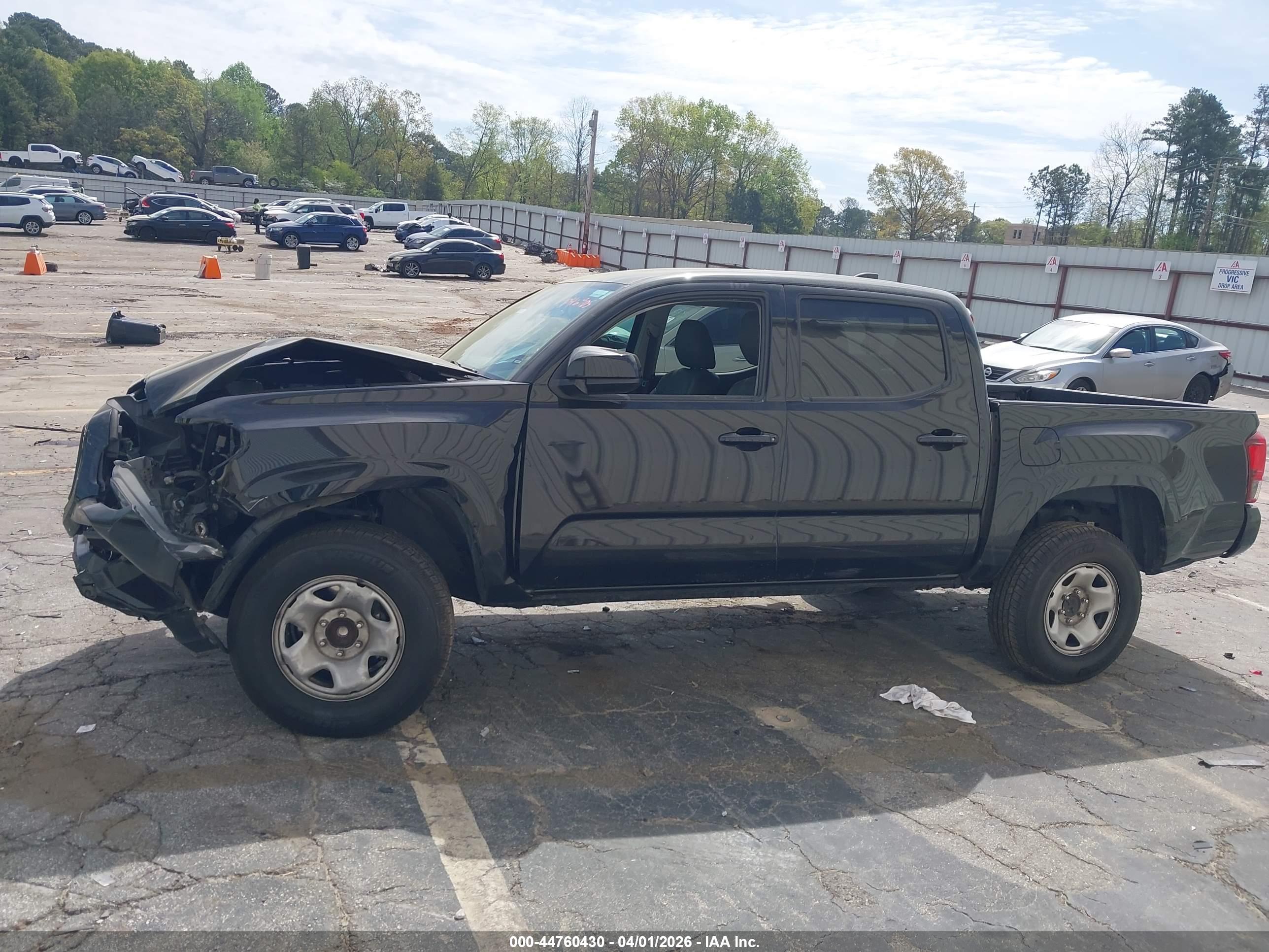 2022 TOYOTA TACOMA SR