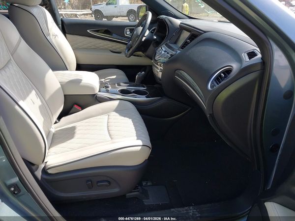 2019 INFINITI QX60 LUXE