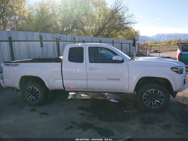 2023 TOYOTA TACOMA TRD SPORT