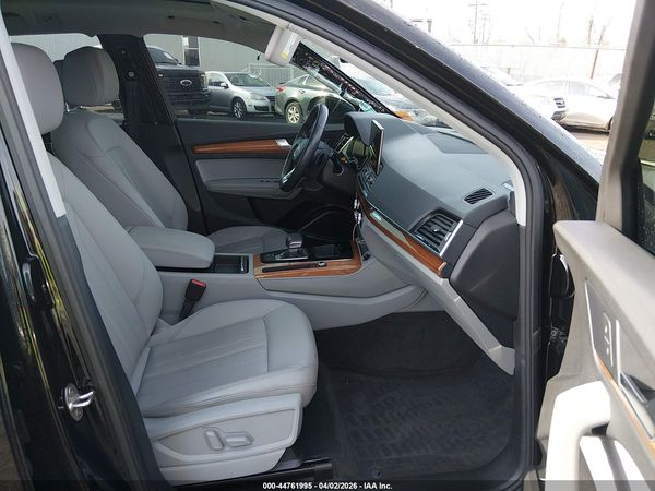 2022 AUDI Q5