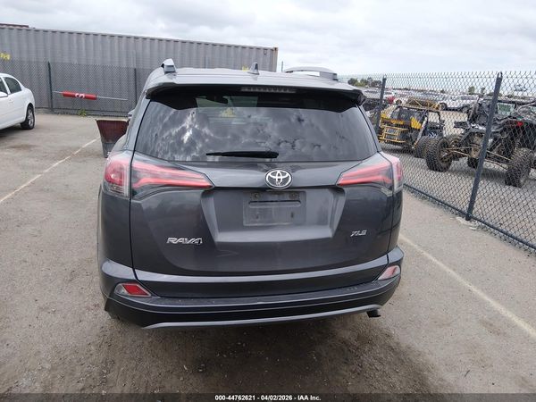 2018 TOYOTA RAV4 XLE