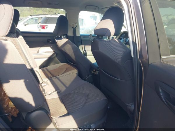 2023 TOYOTA HIGHLANDER LE