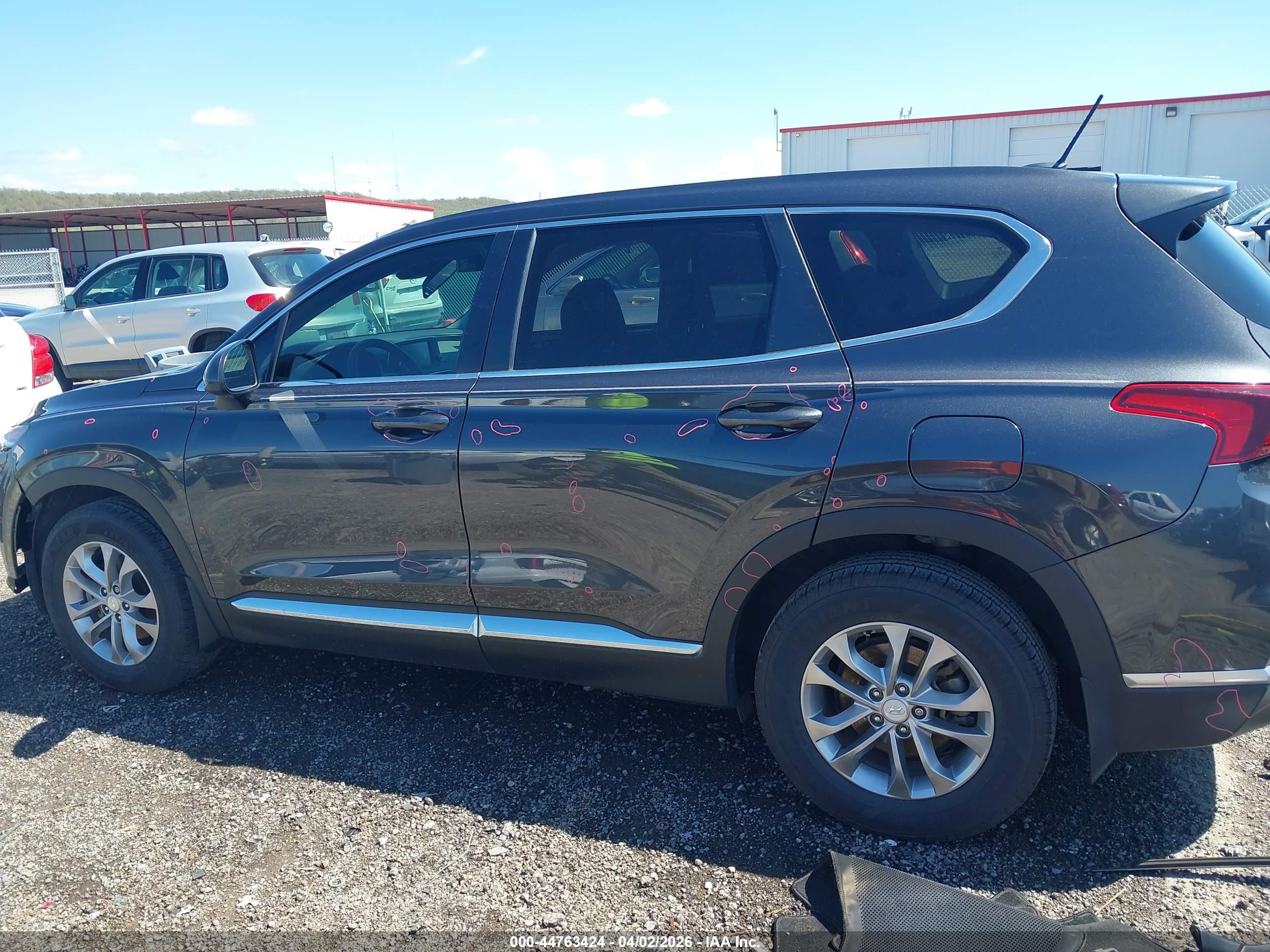 2020 HYUNDAI SANTA FE SE