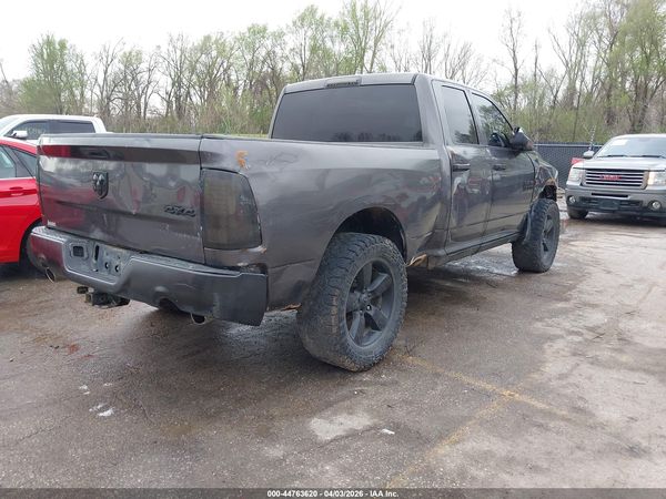 2019 RAM 1500 CLASSIC EXPRESS  4X4 6'4 BOX