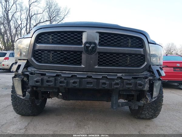 2019 RAM 1500 CLASSIC EXPRESS  4X4 6'4 BOX
