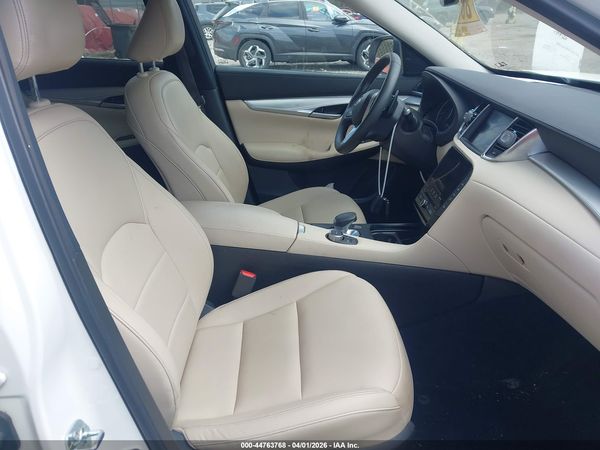 2021 INFINITI QX50 LUXE