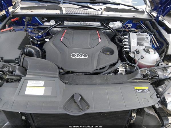 2022 AUDI SQ5