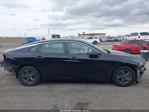 2022 KIA K5 LX