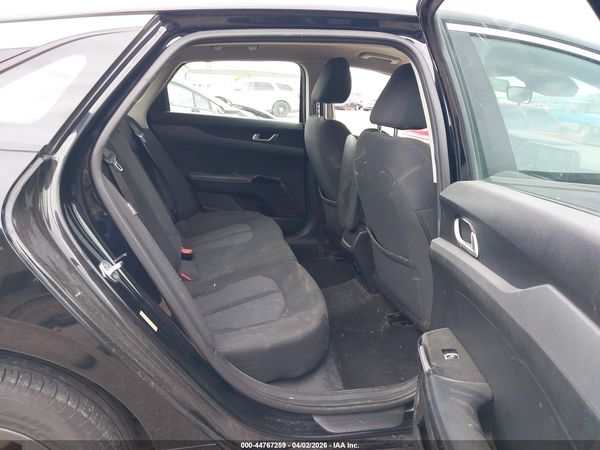 2022 KIA K5 LX